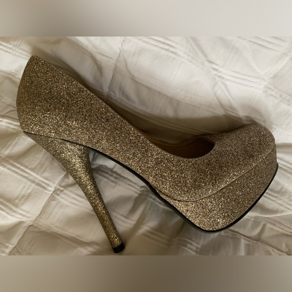 Champagne Gold Sparkle Stilettos - Picture 9 of 9
